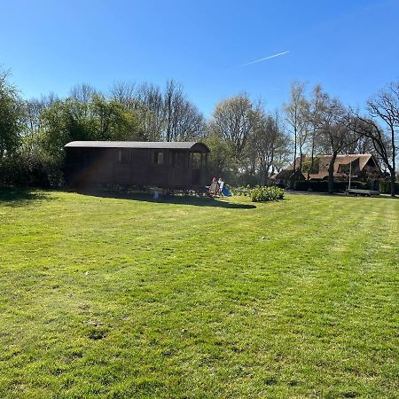 Hotel Pipowagen Voor 4 Personen Diever Exterior foto